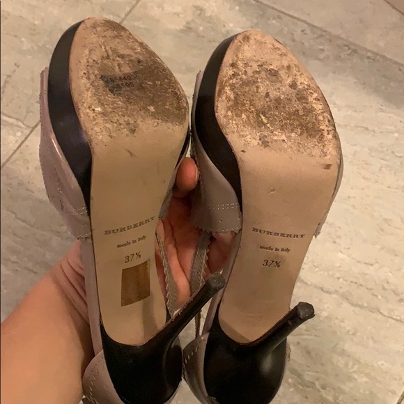 Burberry heels - Worn once - Picture 3 of 5